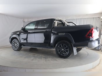 Used Toyota Hilux 2022 for sale - 75531802: Photo