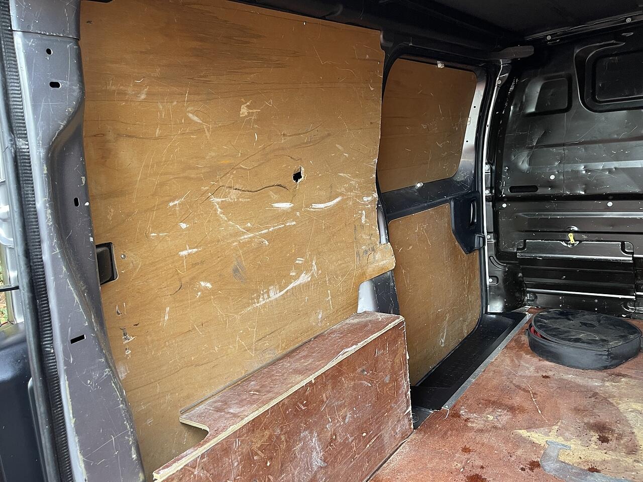 Used Peugeot e-Expert 2021 for sale - 76667458: Photo 24