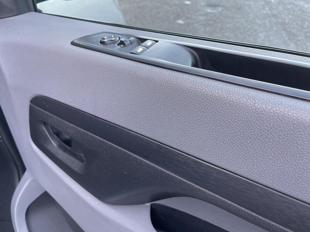 Used Peugeot e-Expert 2021 for sale - 76667458: Photo 35