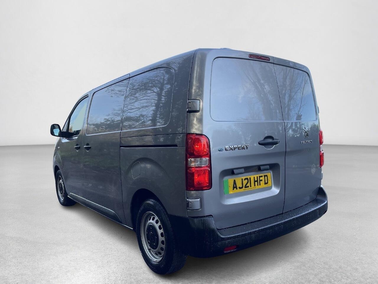 Used Peugeot e-Expert 2021 for sale - 76667458: Photo 9