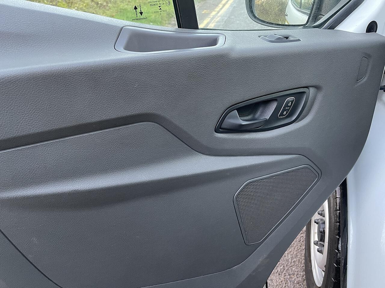 Used Ford Transit 2022 for sale - 76942658: Photo 38