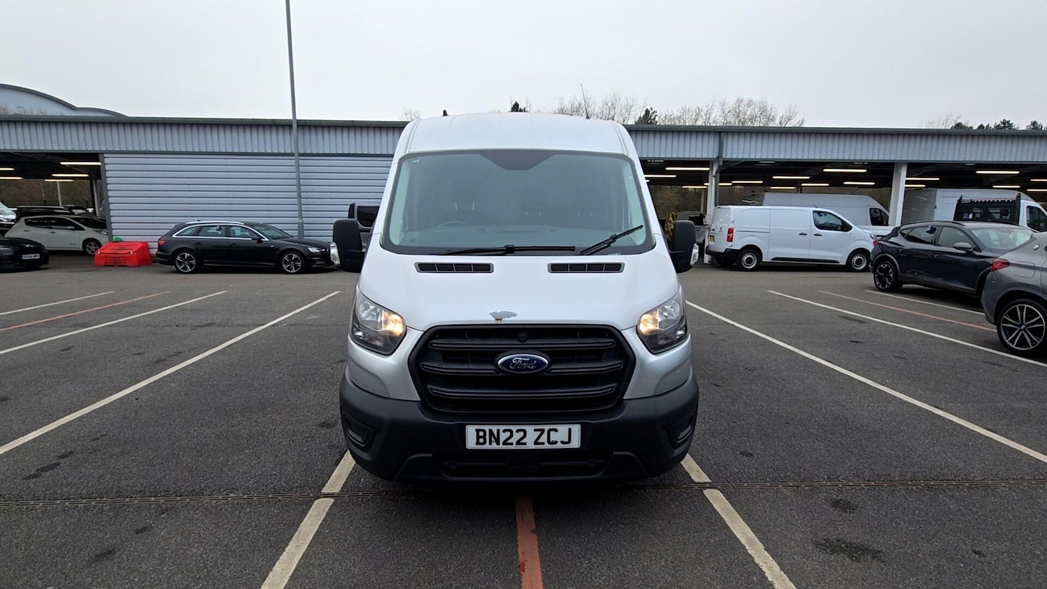 Used Ford Transit 2022 for sale - 77883298: Photo 2