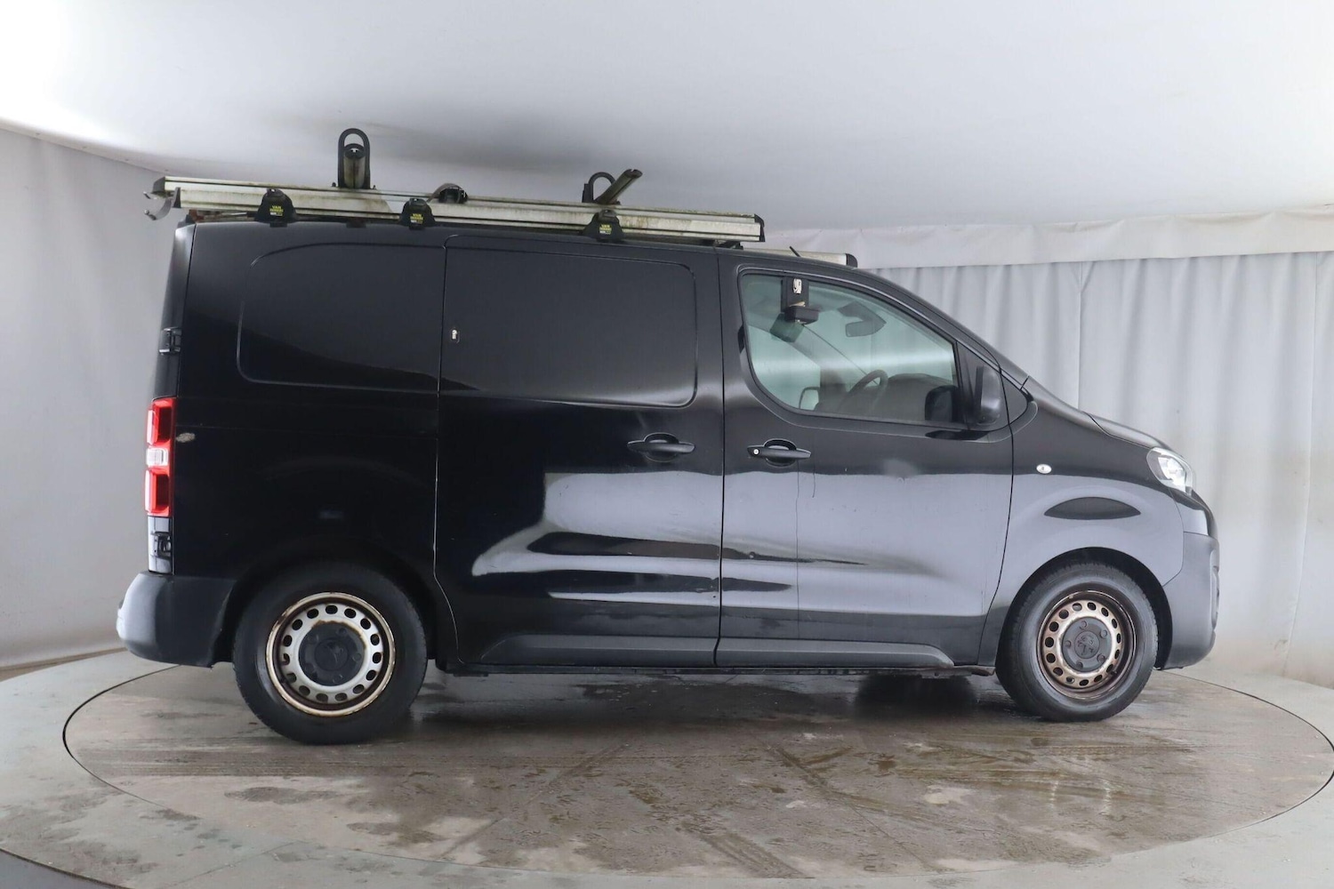 Used Peugeot Expert 2019 for sale - 76942450: Photo 10