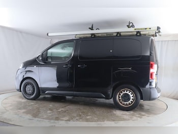 Used Peugeot Expert 2019 for sale - 76942450: Photo