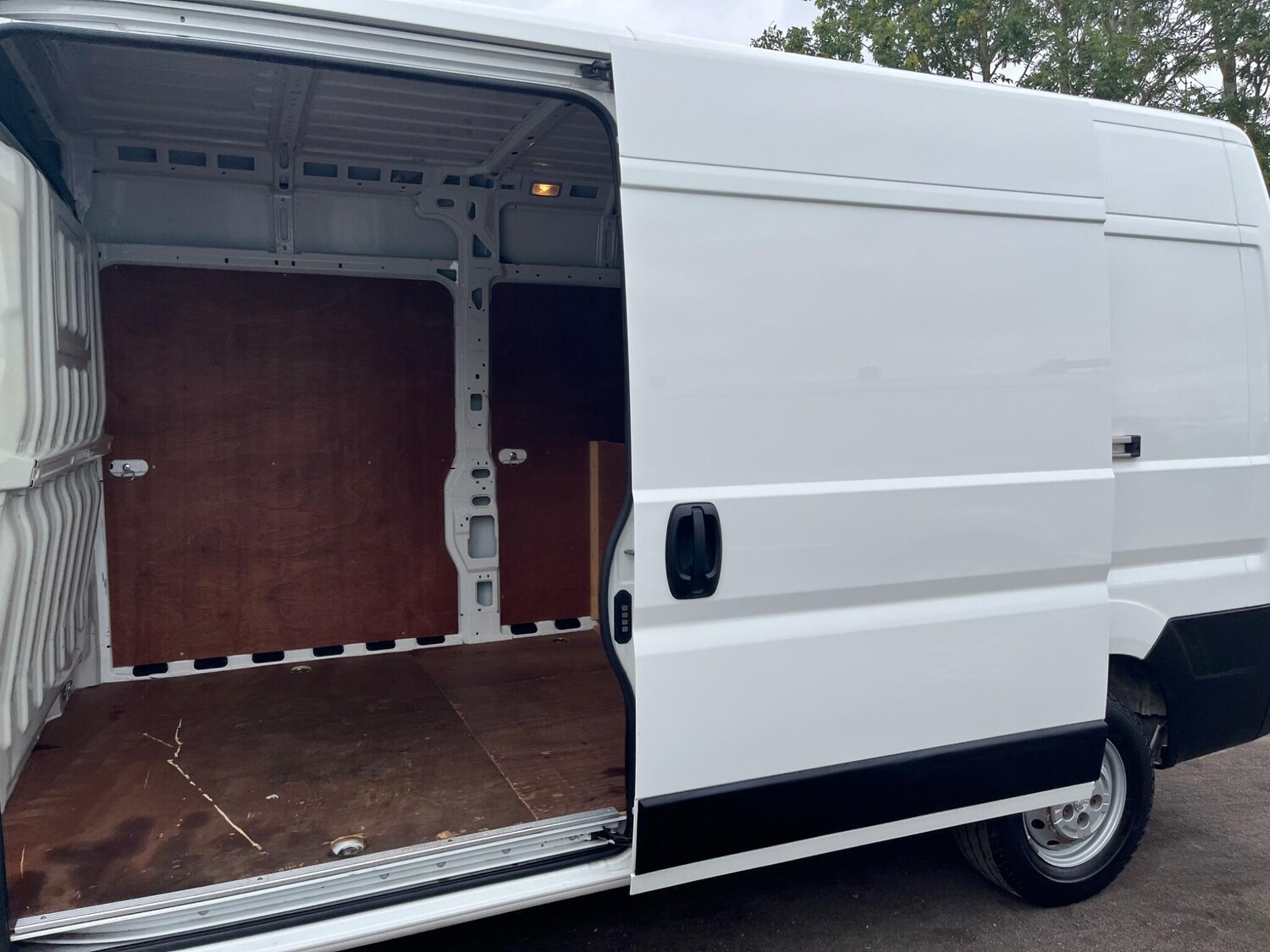 Vehicle 27