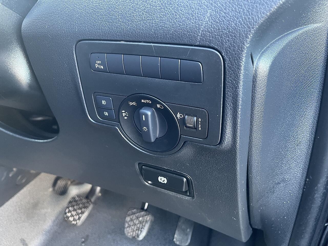 Used Mercedes-Benz Vito 2020 for sale - 76714272: Photo 42