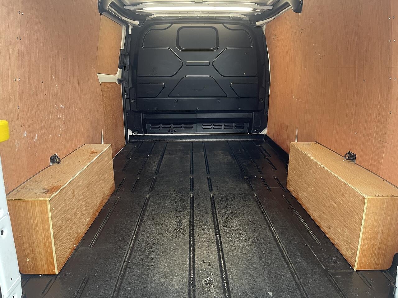 Used Ford Transit Custom 2022 for sale - 76634274: Photo 28