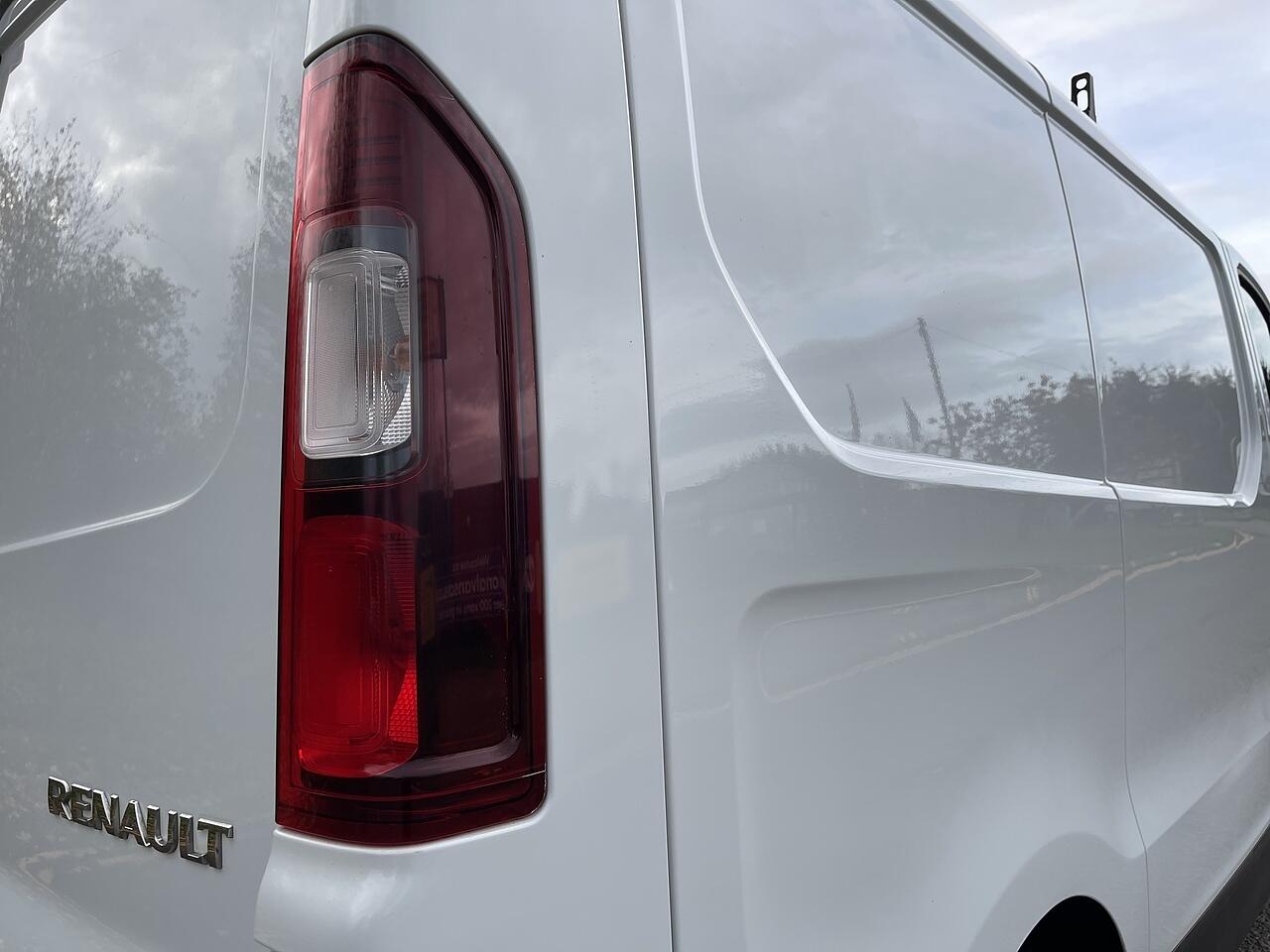 Used Renault Trafic 2017 for sale - 76512885: Photo 11