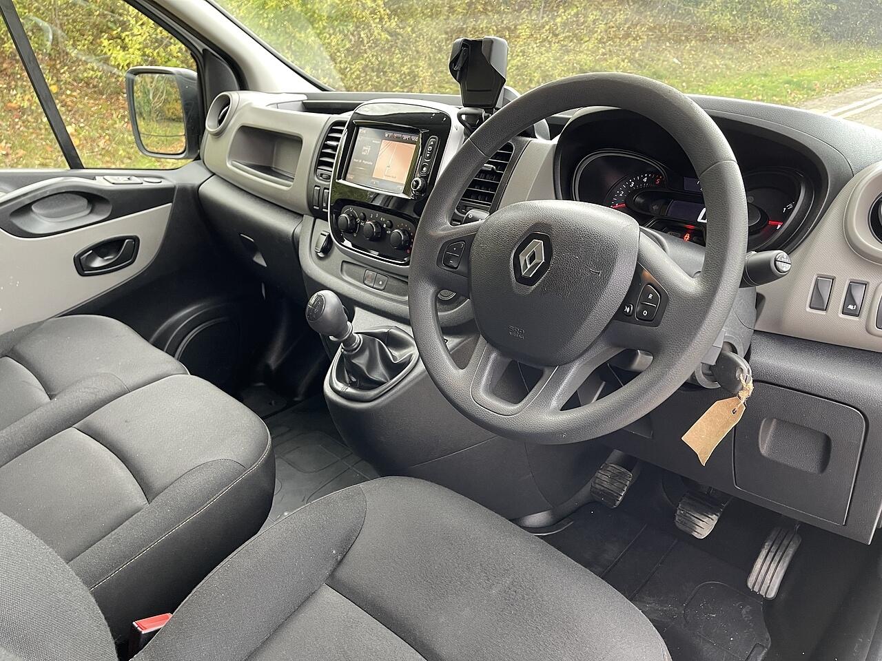 Used Renault Trafic 2017 for sale - 76512885: Photo 14