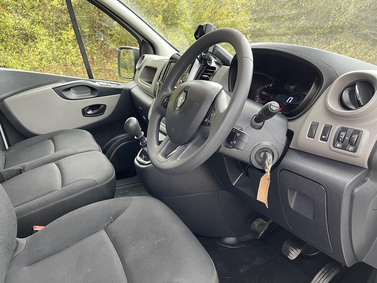 Used Renault Trafic 2017 for sale - 76512885: Photo 15