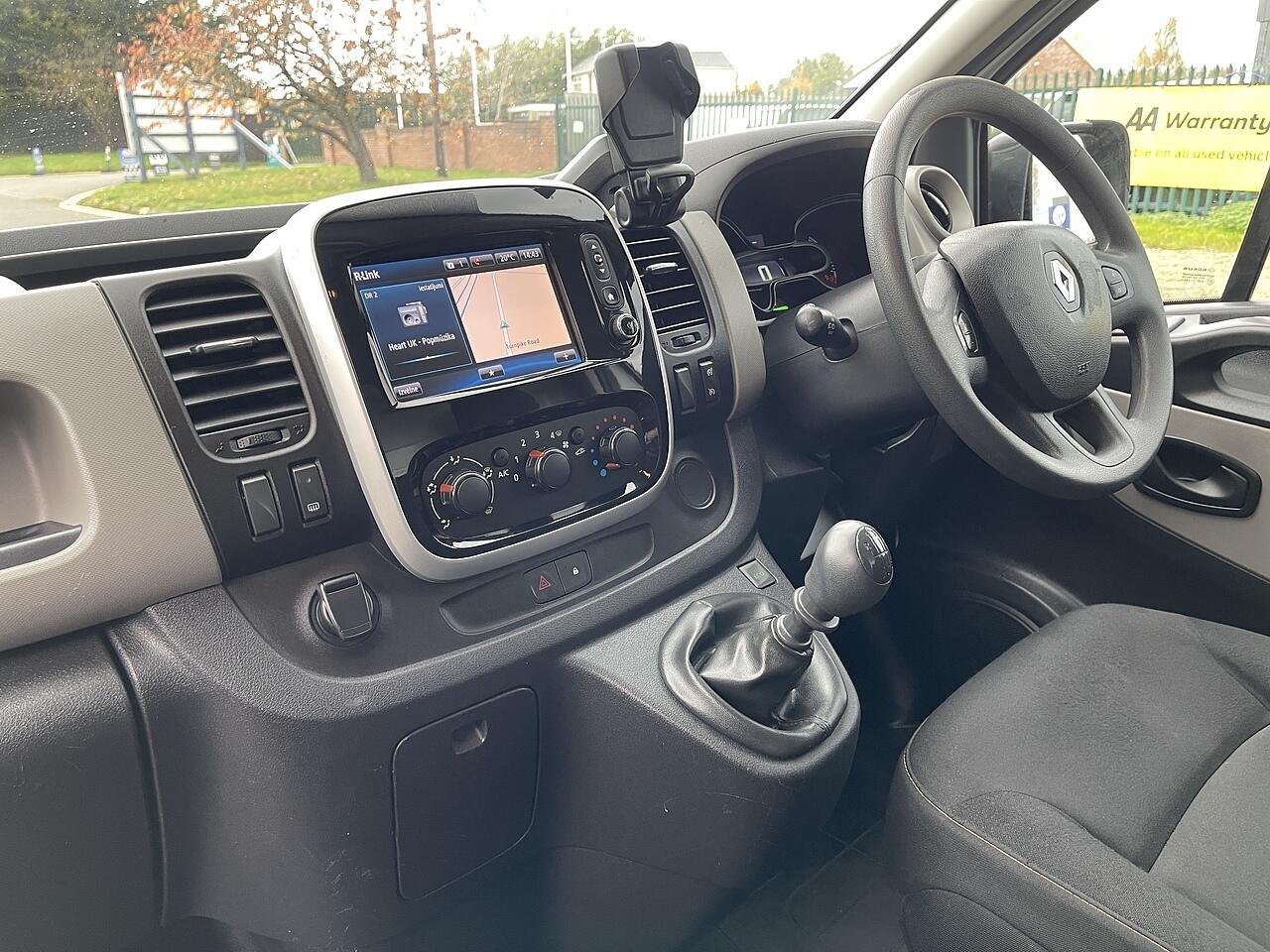 Used Renault Trafic 2017 for sale - 76512885: Photo 18