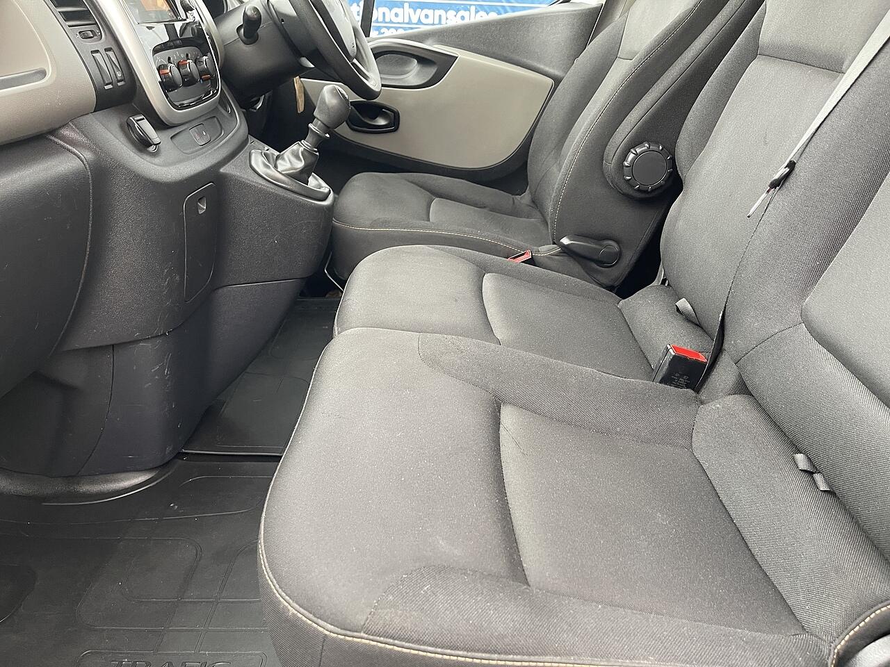 Used Renault Trafic 2017 for sale - 76512885: Photo 21