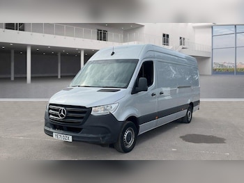 Used Mercedes-Benz Sprinter 2022 for sale - 76042027: Photo 2