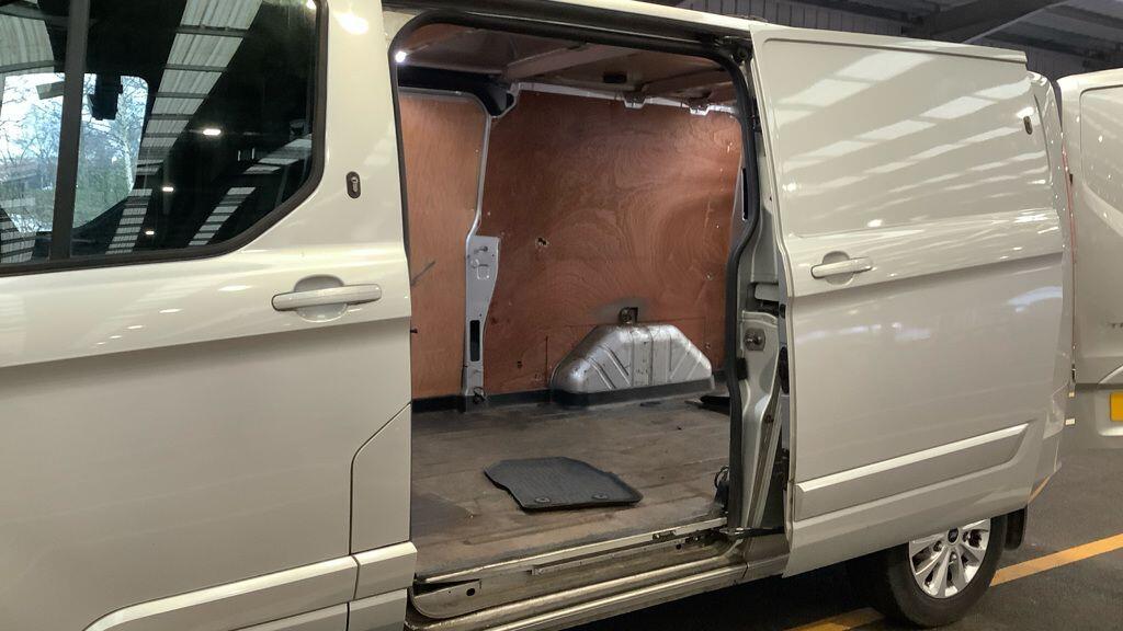 Used Ford Transit Custom 2021 for sale - 77970374: Photo 10