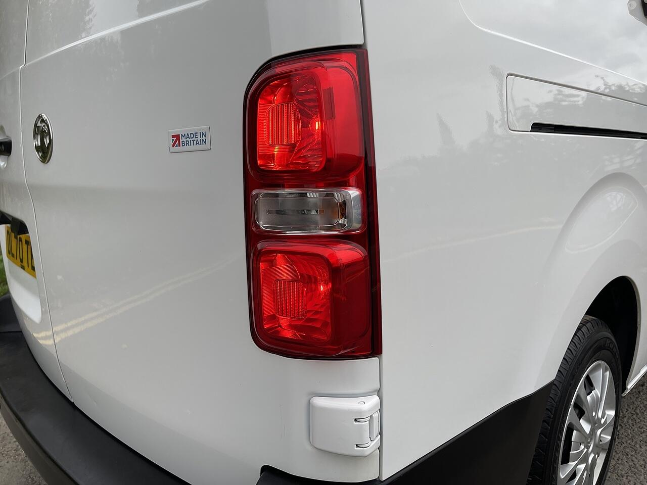 Used Vauxhall Vivaro 2020 for sale - 76042752: Photo 10