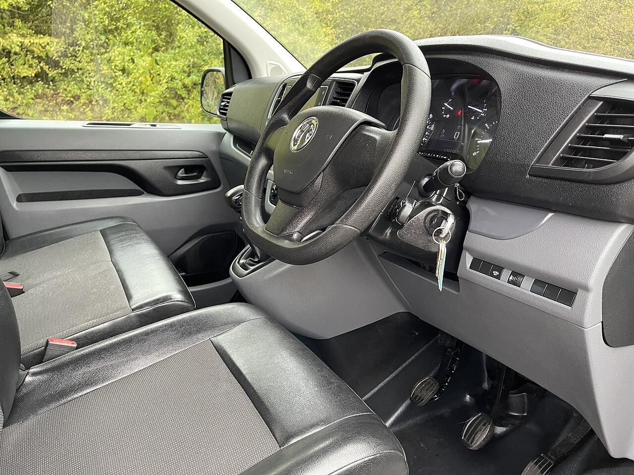 Used Vauxhall Vivaro 2020 for sale - 76042752: Photo 12