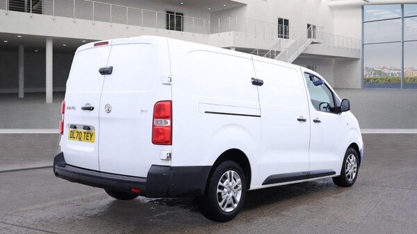 Used Vauxhall Vivaro 2020 for sale - 76042752: Photo 2