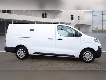 Used Vauxhall Vivaro 2020 for sale - 76042752: Photo 3