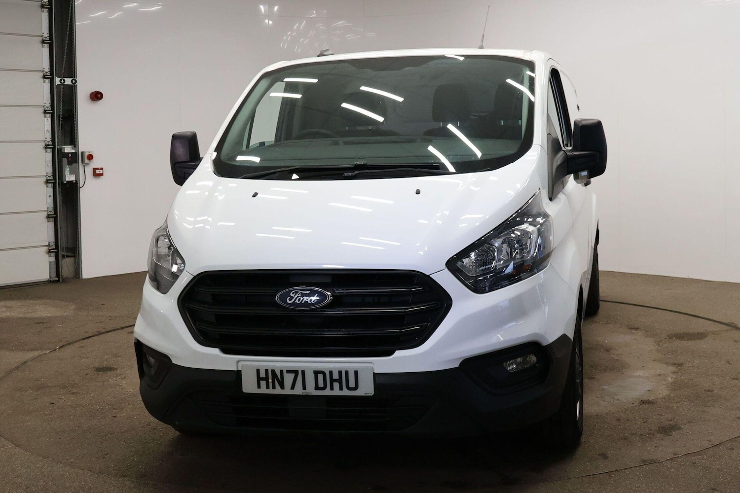 Used Ford Transit Custom 2021 for sale - 76646175: Photo 2