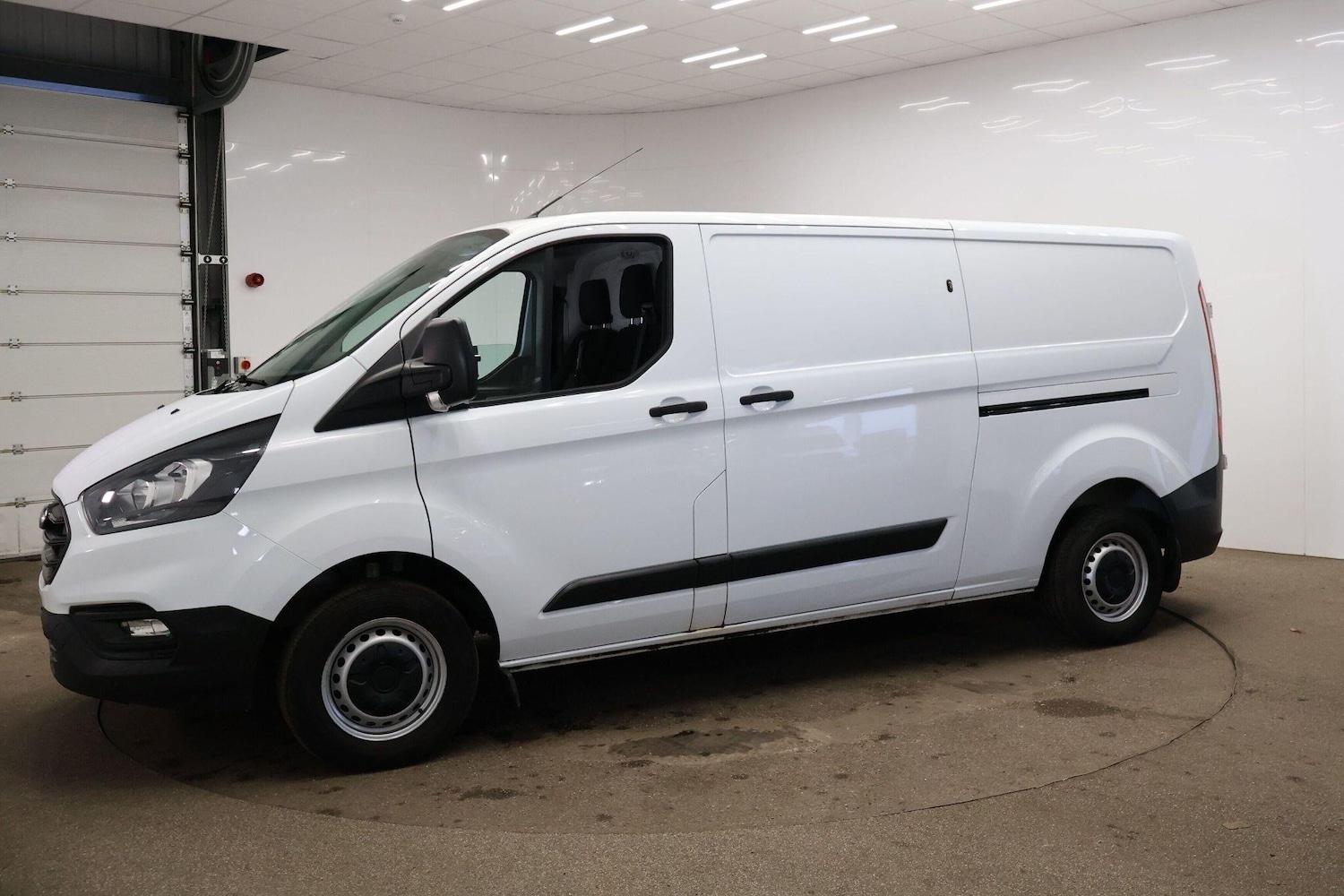 Used Ford Transit Custom 2021 for sale - 76646175: Photo 4
