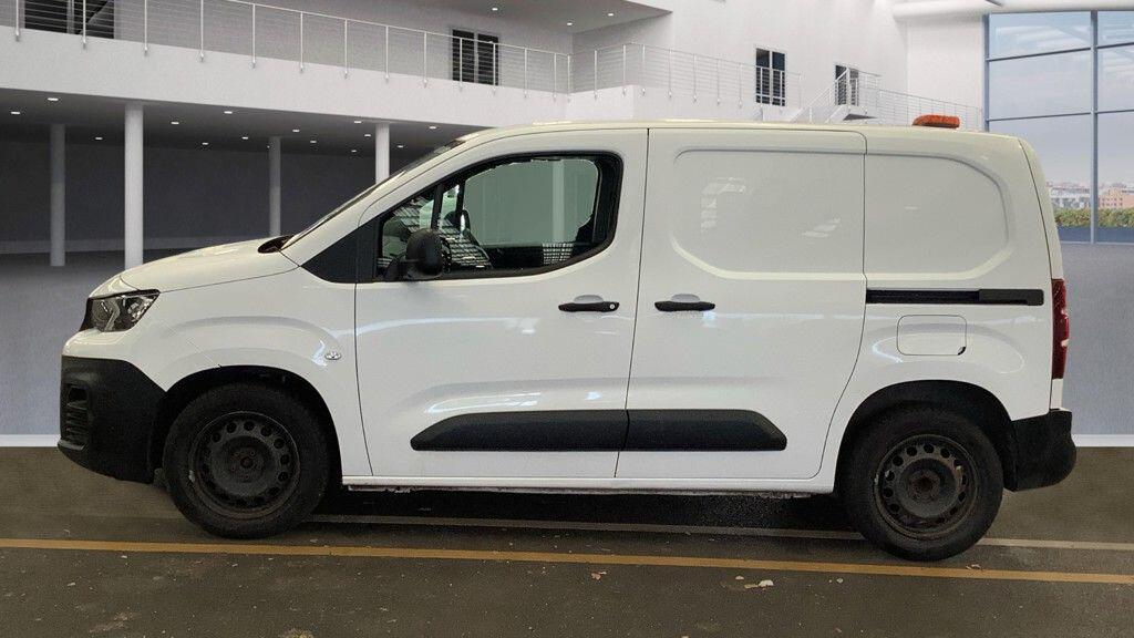 Used Peugeot Partner 2020 for sale - 76457663: Photo 2