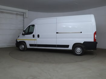 Used Peugeot Boxer 2023 for sale - 75492989: Photo