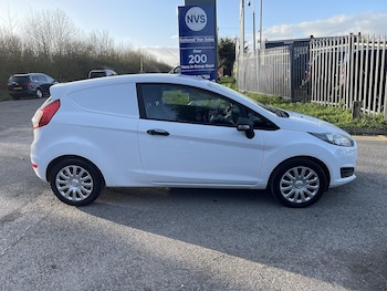 Used Ford Fiesta Van 2016 for sale - 77807724: Photo