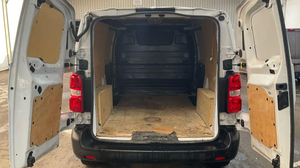 Used Citroen Dispatch 2023 for sale - 77279316: Photo 16