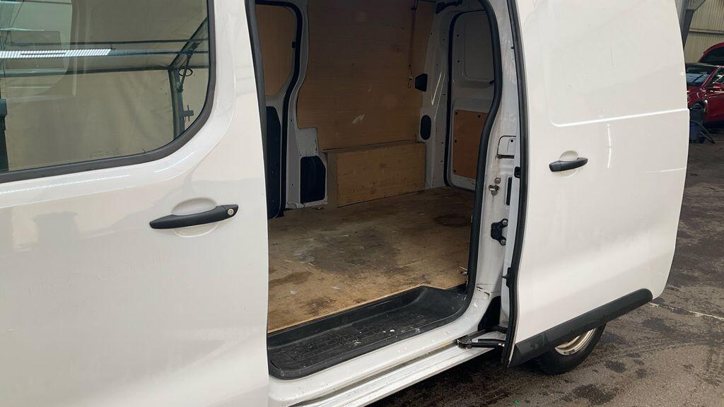 Used Citroen Dispatch 2023 for sale - 77279316: Photo 17