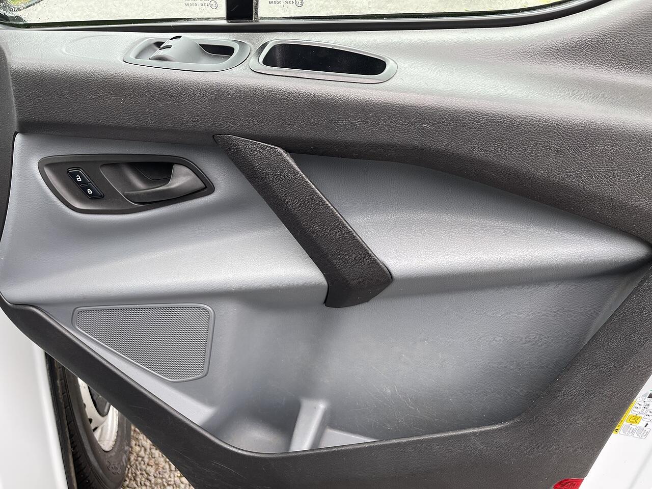 Used Ford Transit Custom 2018 for sale - 76667373: Photo 37