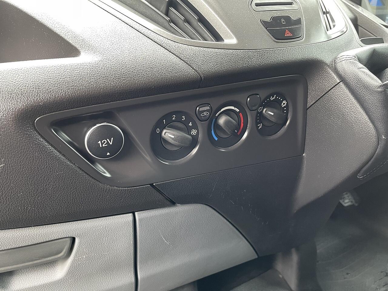 Used Ford Transit Custom 2018 for sale - 76667373: Photo 40