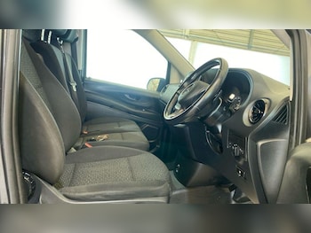 Used Mercedes-Benz Vito 2021 for sale - 76702094: Photo