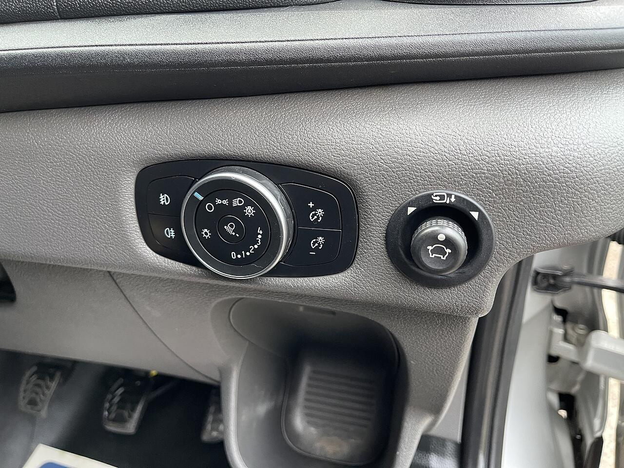 Used Ford Transit 2022 for sale - 76936116: Photo 42