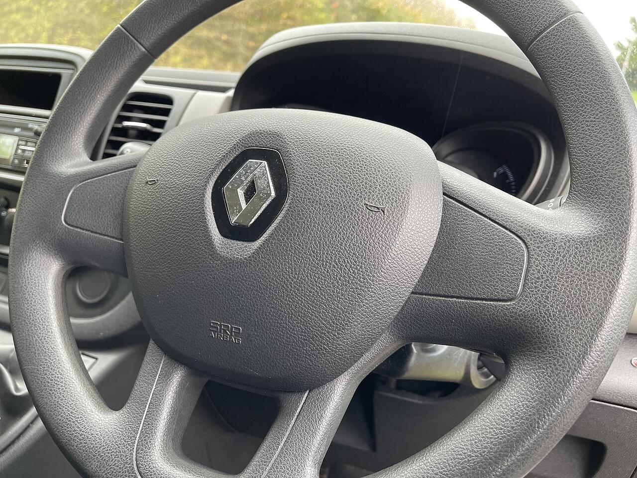 Used Renault Trafic 2018 for sale - 75928501: Photo 15