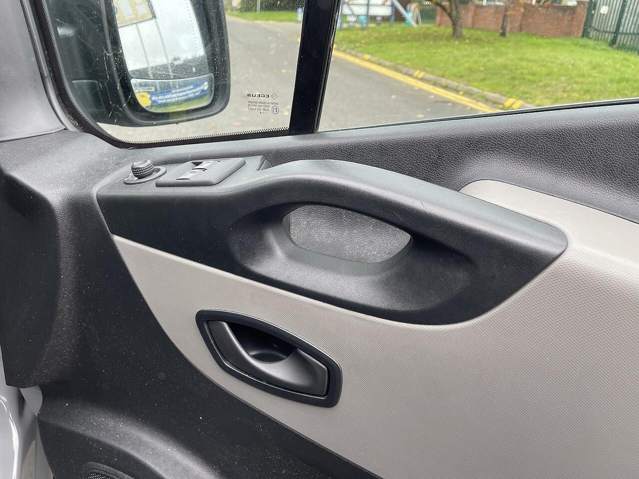 Used Renault Trafic 2018 for sale - 75928501: Photo 33