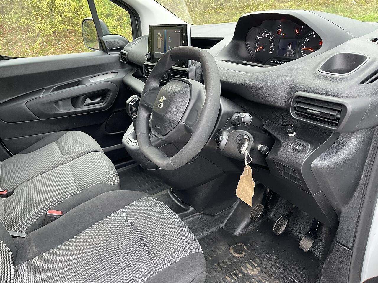 Used Peugeot Partner 2020 for sale - 76472172: Photo 17