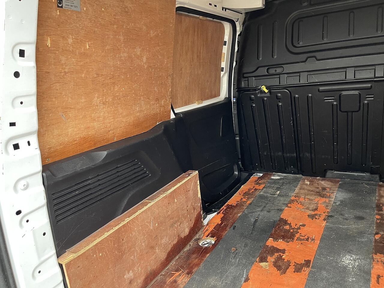 Used Peugeot Partner 2020 for sale - 76472172: Photo 28