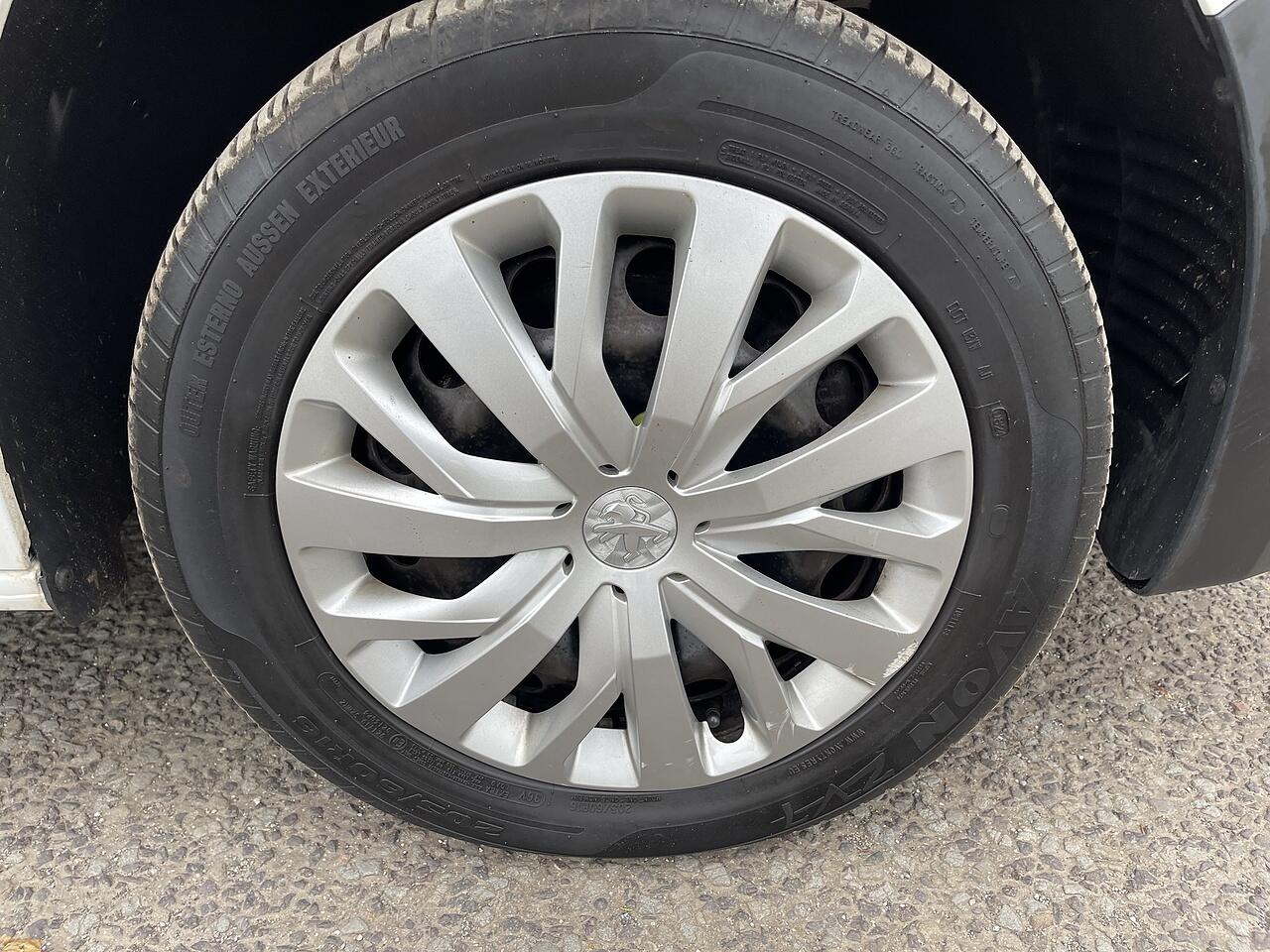 Used Peugeot Partner 2020 for sale - 76472172: Photo 32