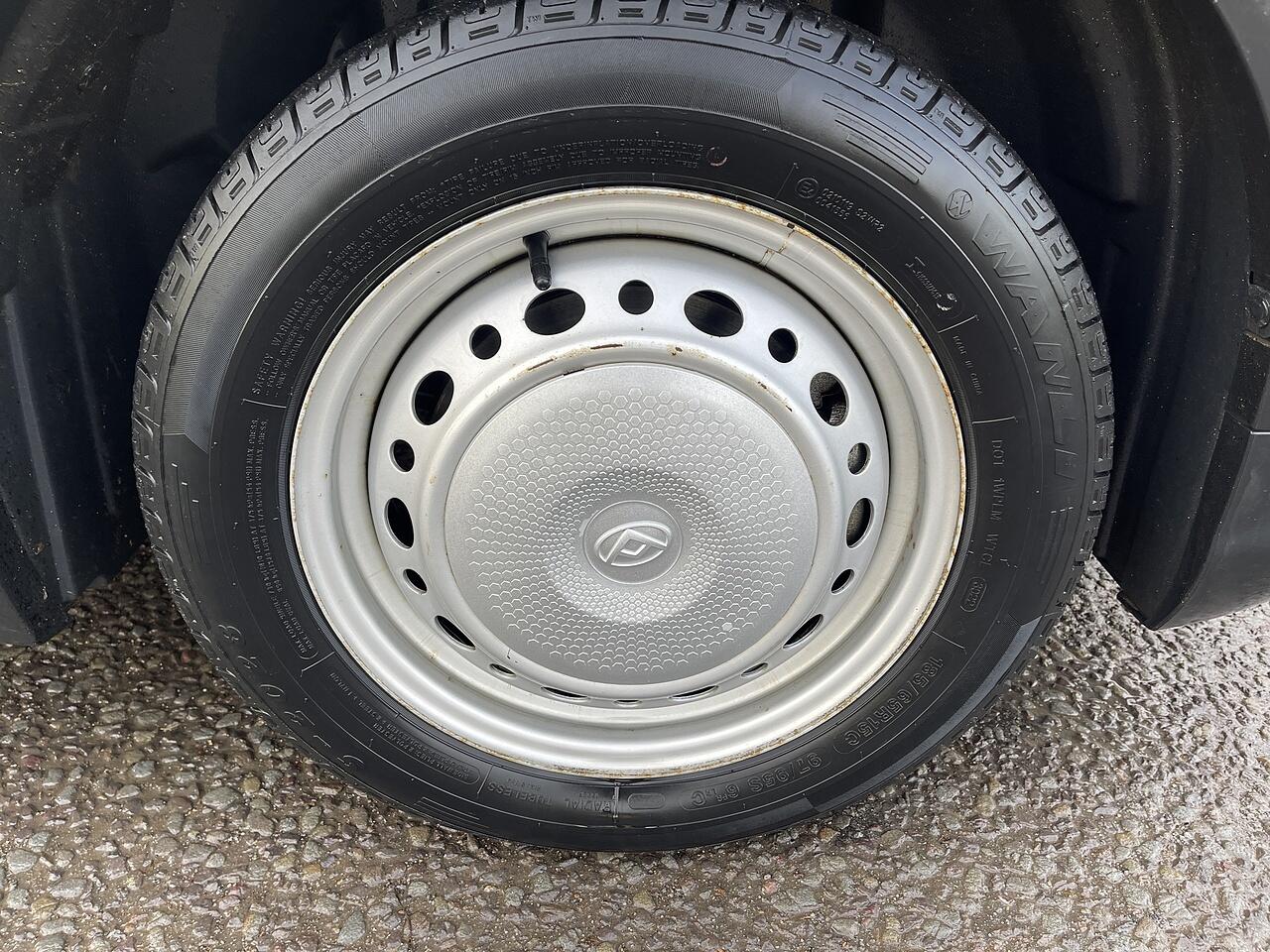 Used Maxus eDeliver 3 2022 for sale - 76714926: Photo 28