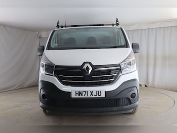 Renault Trafic feature image