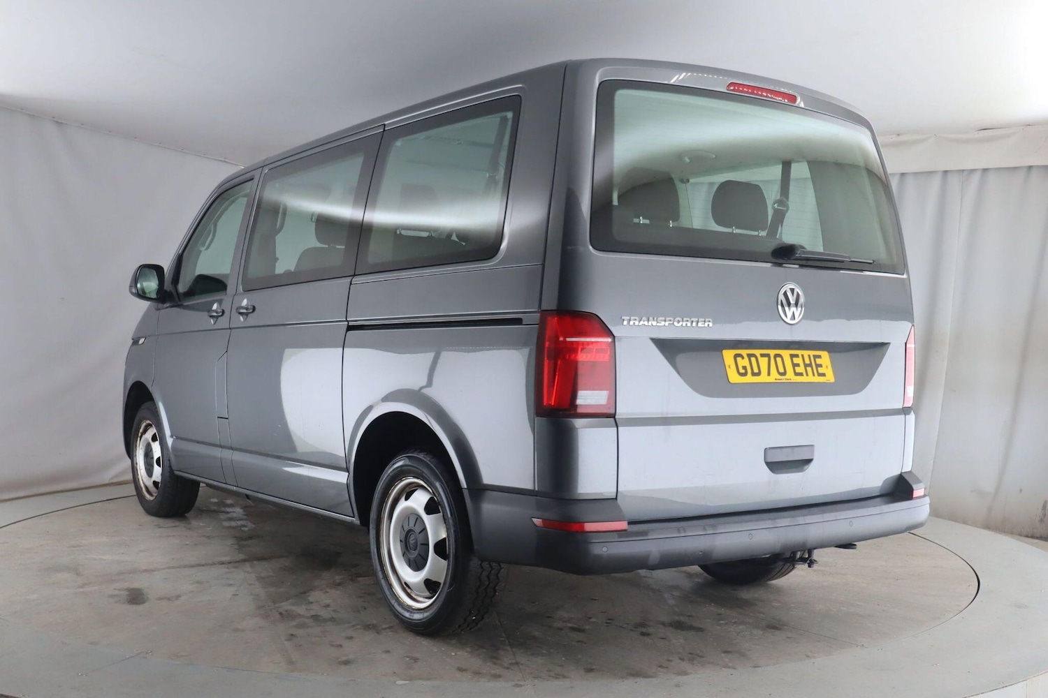 Used Volkswagen Transporter Shuttle 2020 for sale - 76942318: Photo 3