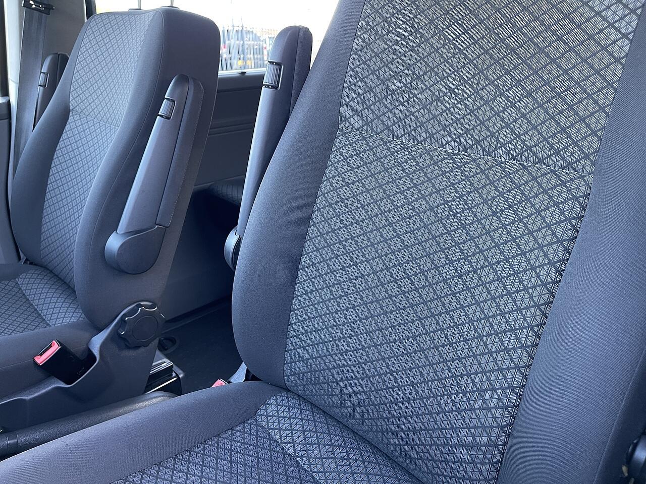 Used Volkswagen Transporter Shuttle 2020 for sale - 76942318: Photo 31