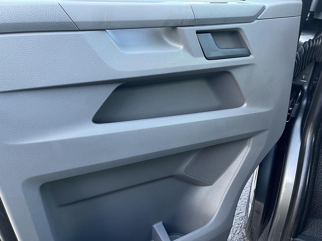 Used Volkswagen Transporter Shuttle 2020 for sale - 76942318: Photo 46