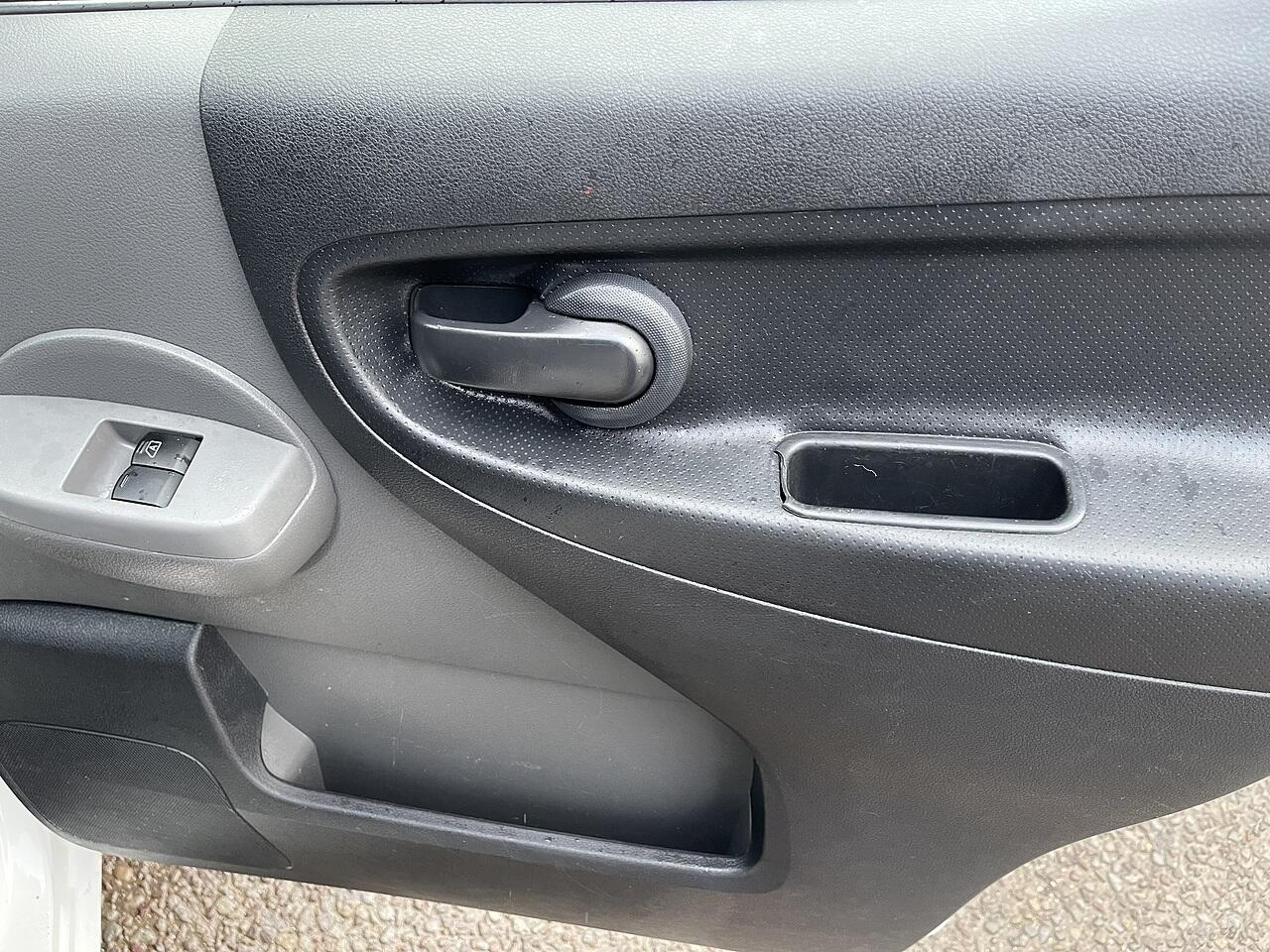 Used Nissan e-NV200 2015 for sale - 77824222: Photo 38