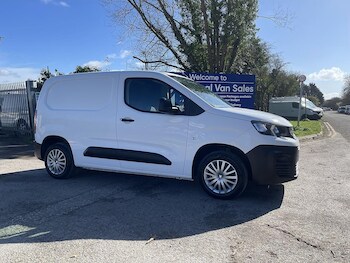 Used Peugeot Partner 2020 for sale - 77808619: Photo