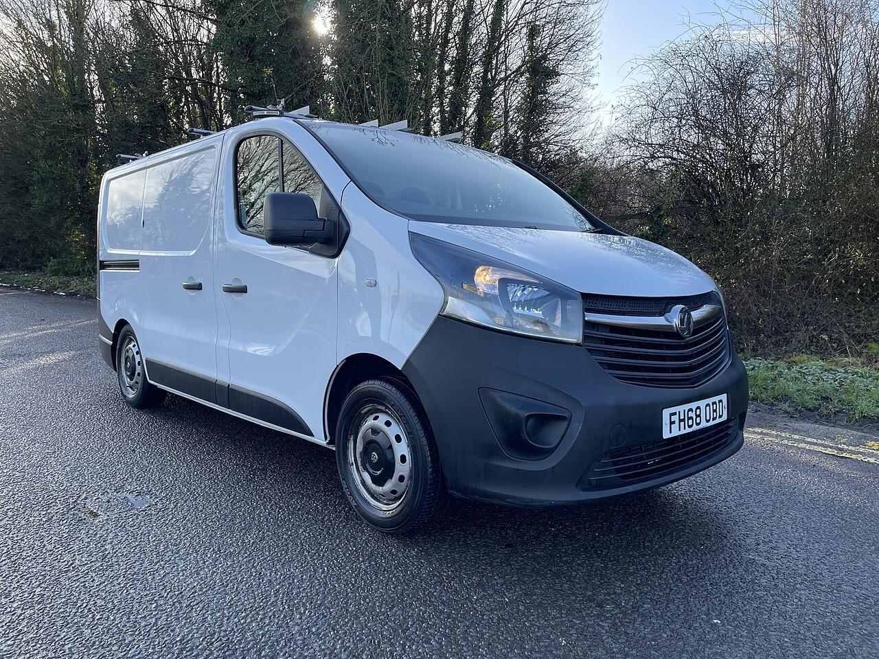 Used Vauxhall Vivaro 2019 for sale - 77020941: Photo 2