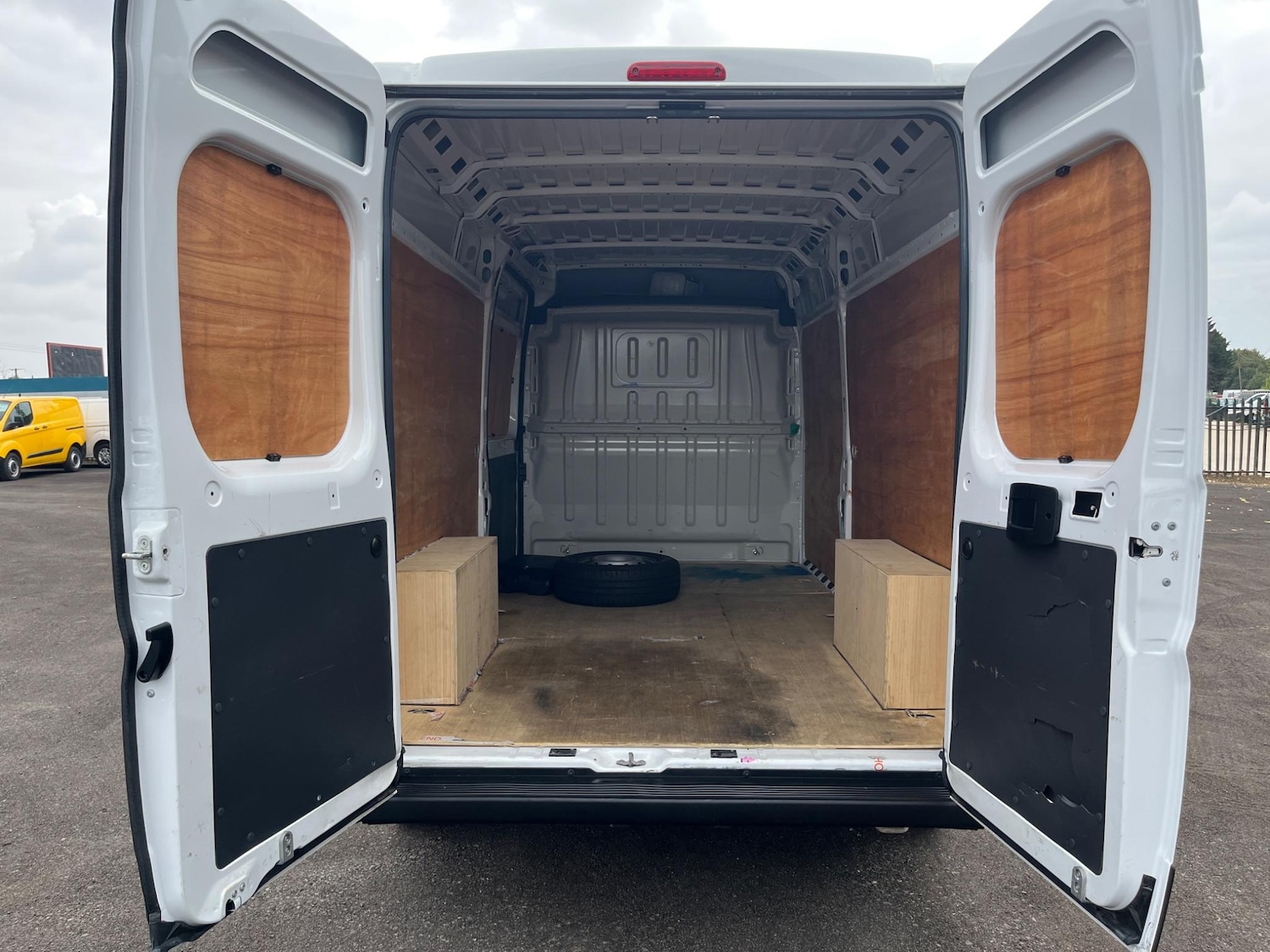 Vehicle 21