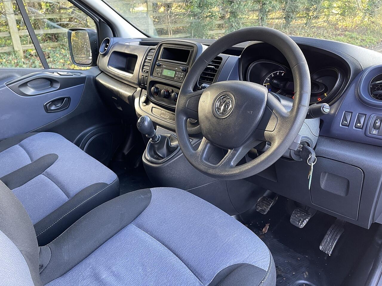 Used Vauxhall Vivaro for sale - 78136436: Photo 13