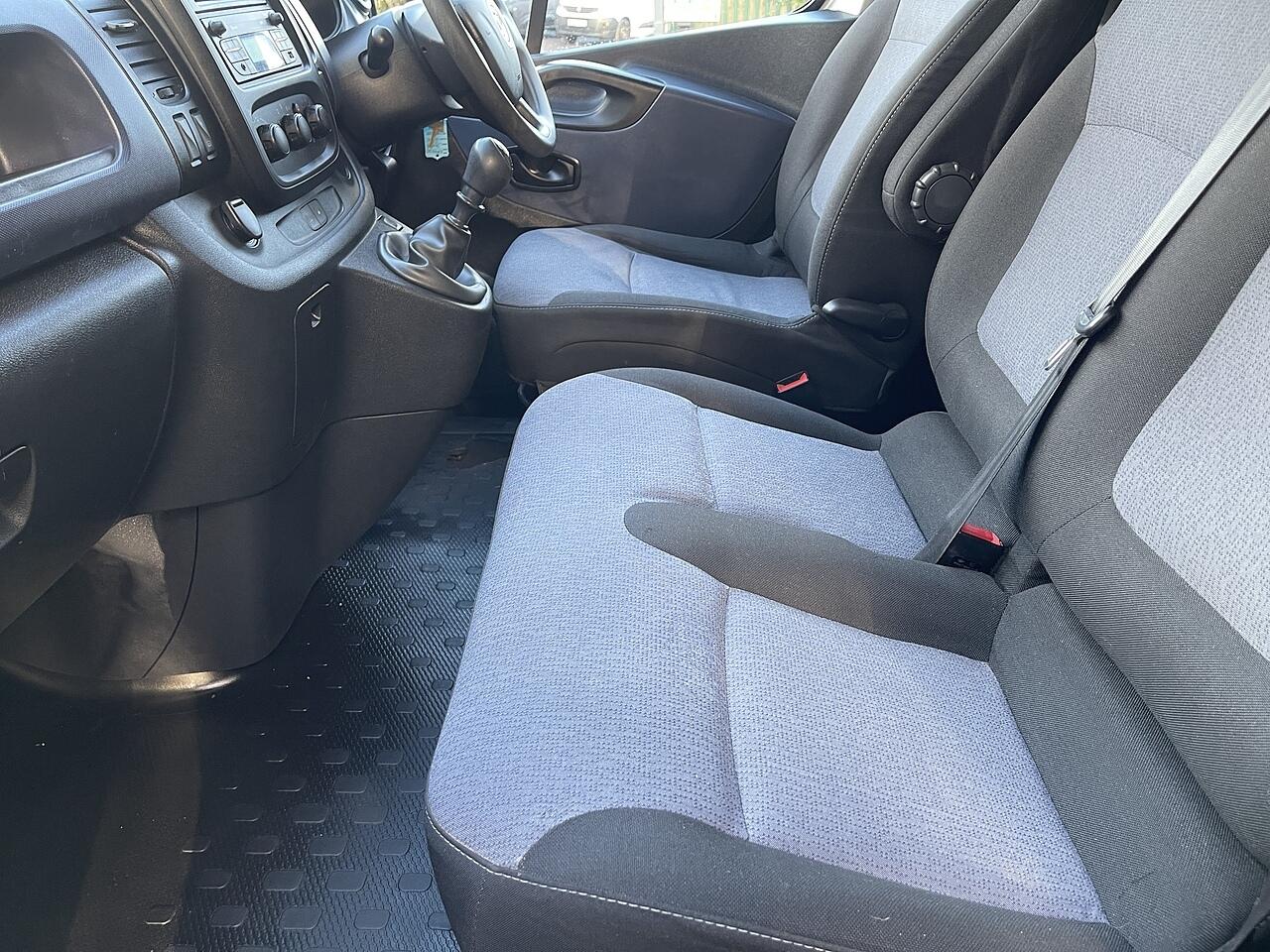 Used Vauxhall Vivaro for sale - 78136436: Photo 21