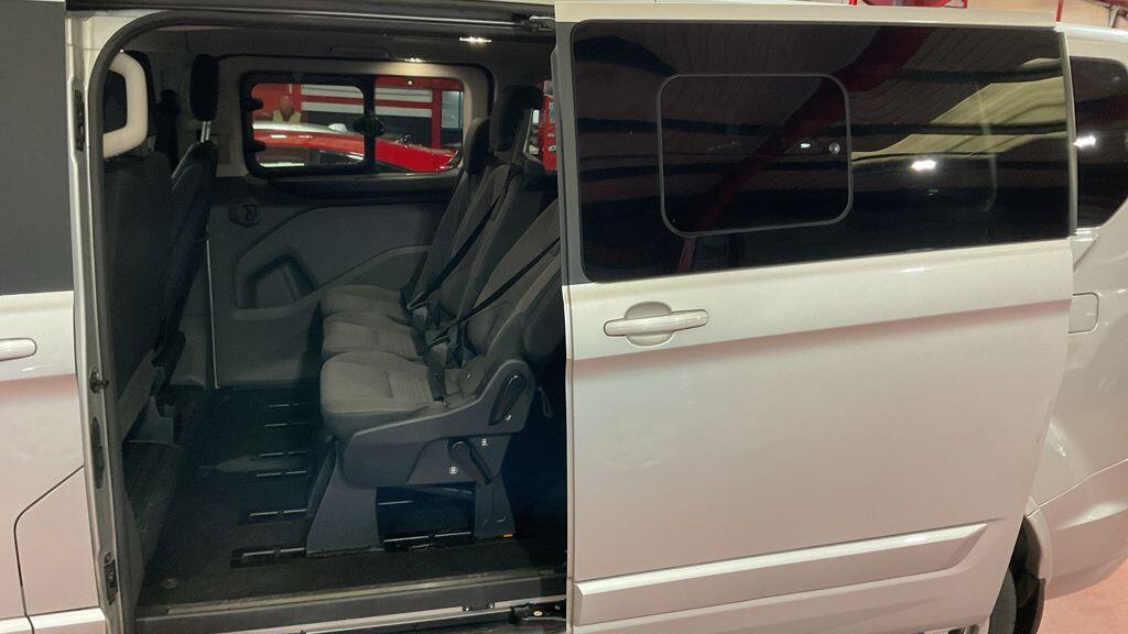 Used Ford Tourneo Custom 2020 for sale - 76377480: Photo 11
